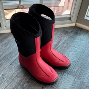 Kids Red and Black Waterproof Snow Boots size 2 big kid